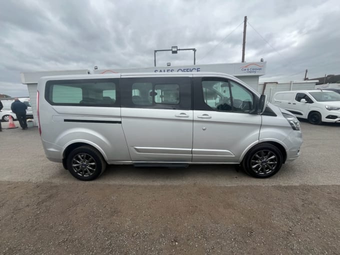 2025 Ford Tourneo Custom