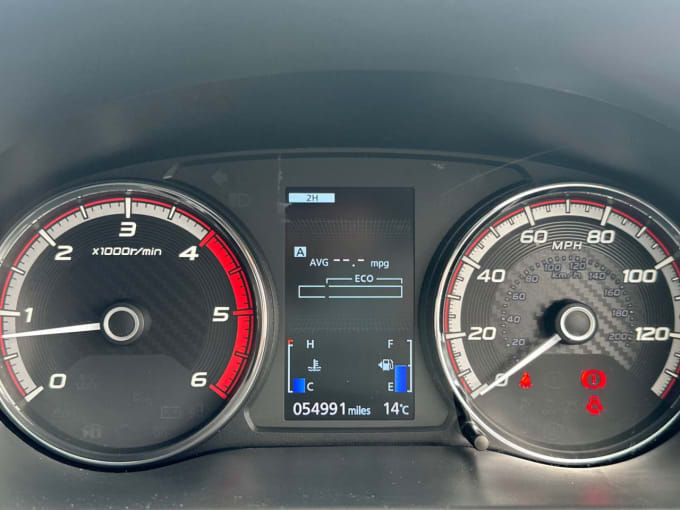 2025 Mitsubishi L200
