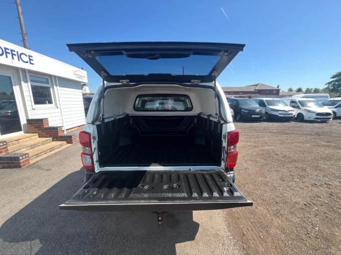 2025 Isuzu D-max