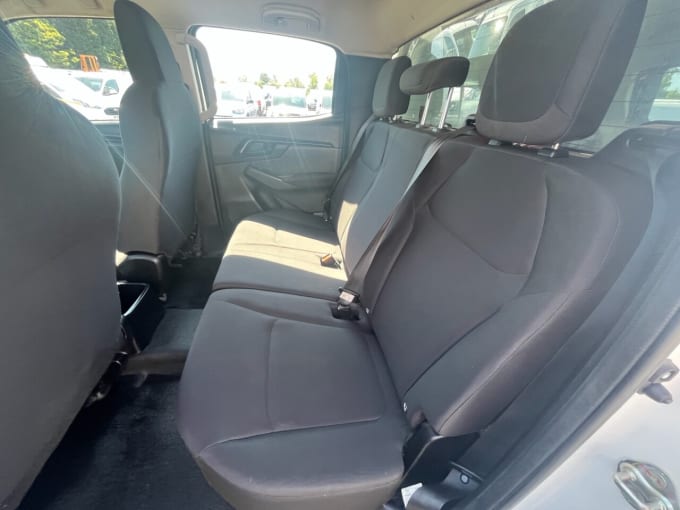 2025 Isuzu D-max