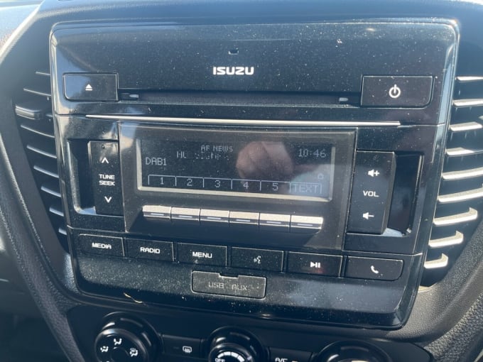 2025 Isuzu D-max