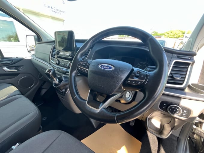 2025 Ford Tourneo Custom