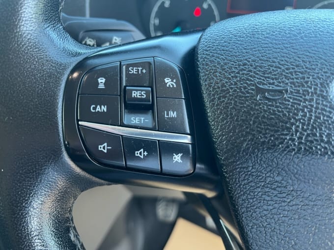 2025 Ford Tourneo Custom