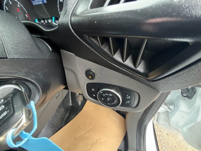 2025 Ford Transit Connect