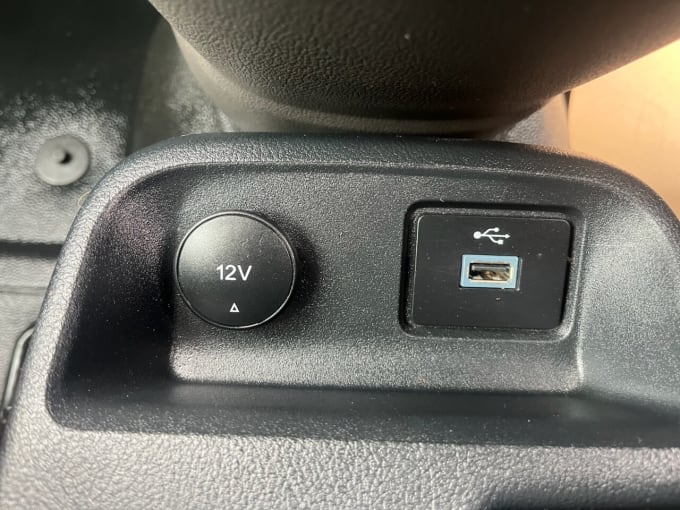 2025 Ford Transit Connect