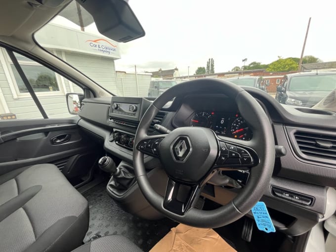 2025 Renault Trafic