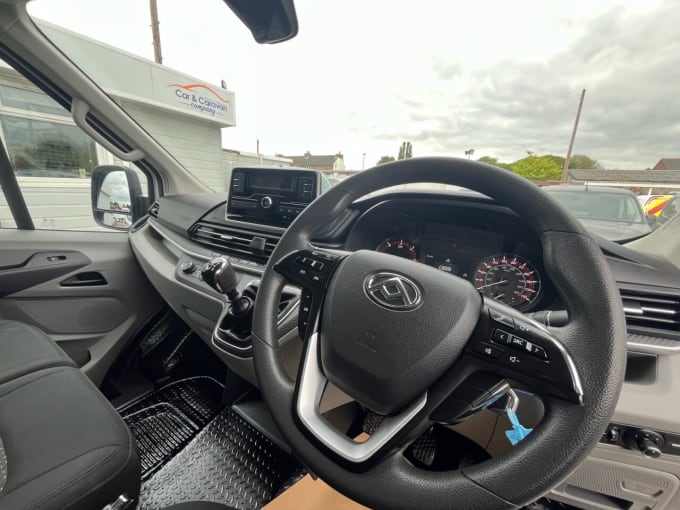 2025 Maxus Deliver 9
