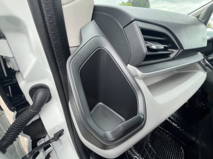 2025 Maxus Deliver 9