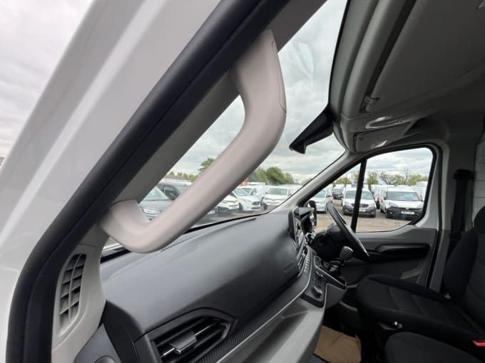 2025 Maxus Deliver 9