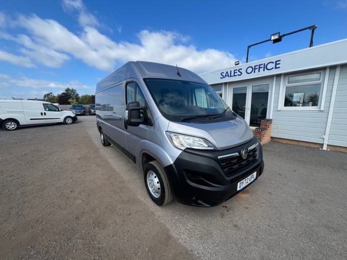2025 Vauxhall Movano