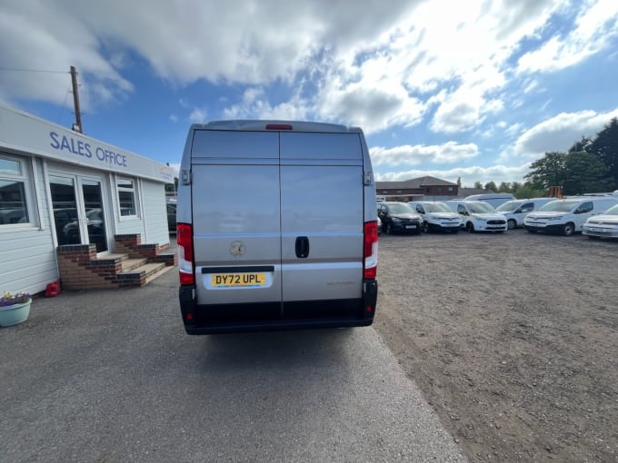 2025 Vauxhall Movano