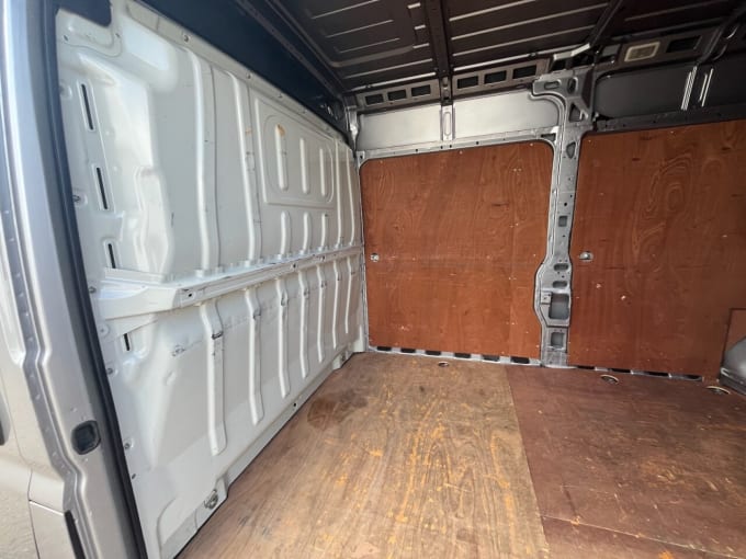 2025 Vauxhall Movano
