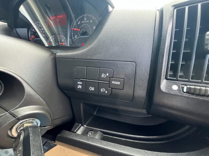 2025 Vauxhall Movano