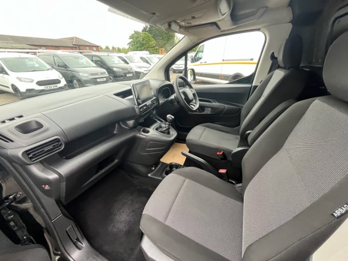 2025 Toyota Proace City
