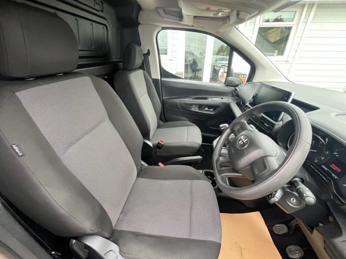 2025 Toyota Proace City