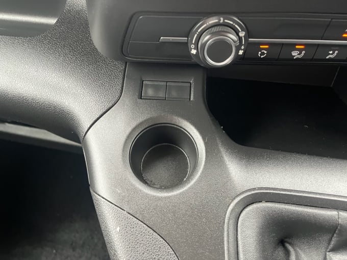 2025 Toyota Proace City