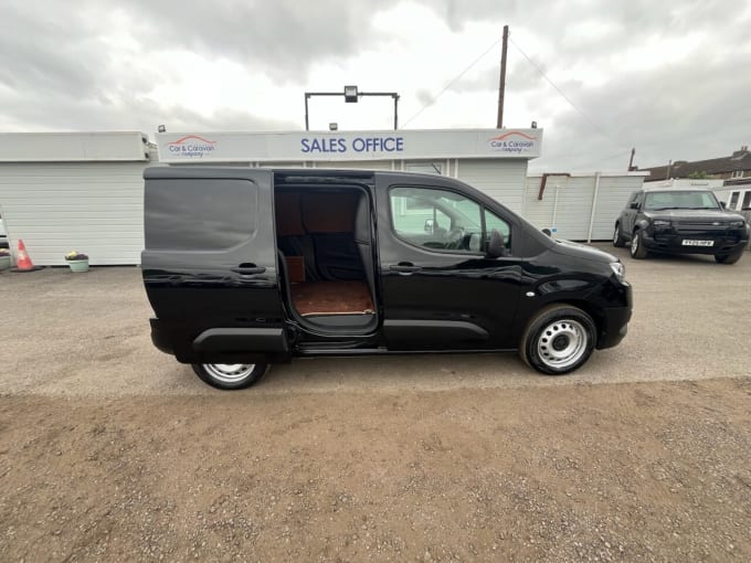 2025 Toyota Proace City