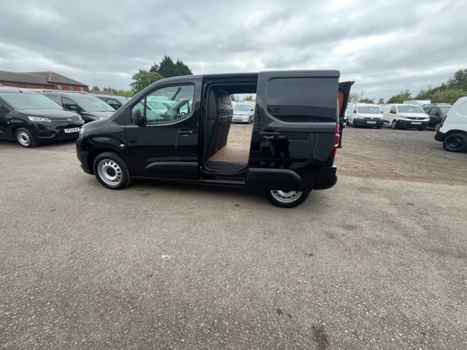 2025 Toyota Proace City