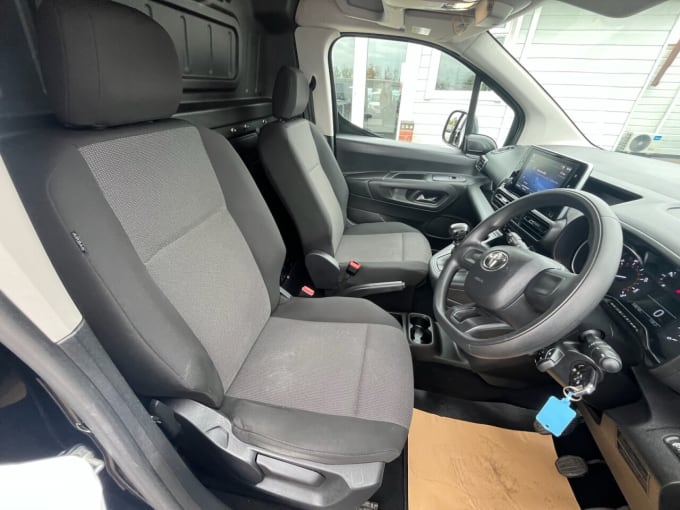 2025 Toyota Proace City