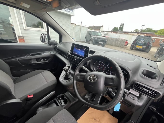 2025 Toyota Proace City