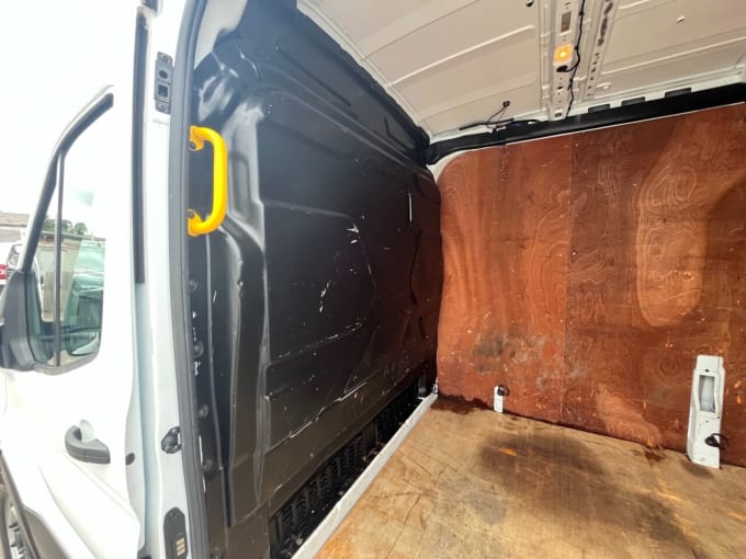 2025 Ford Transit