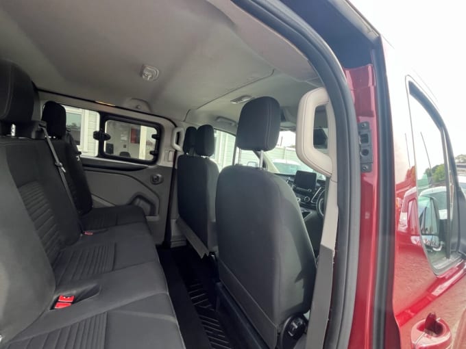 2025 Ford Transit Custom