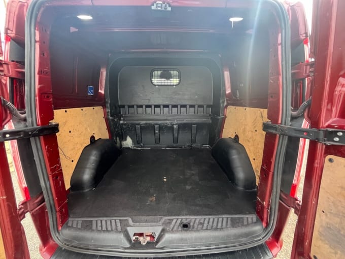 2025 Ford Transit Custom