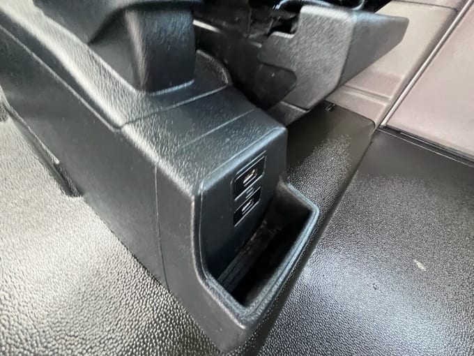 2025 Ford Tourneo Custom
