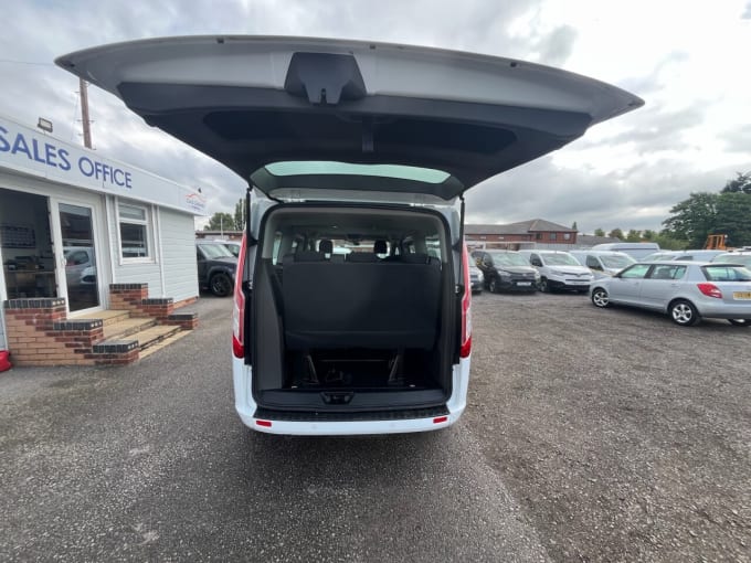 2025 Ford Tourneo Custom