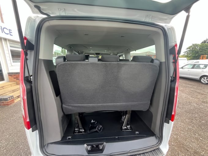 2025 Ford Tourneo Custom