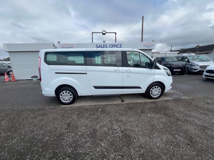 2025 Ford Tourneo Custom