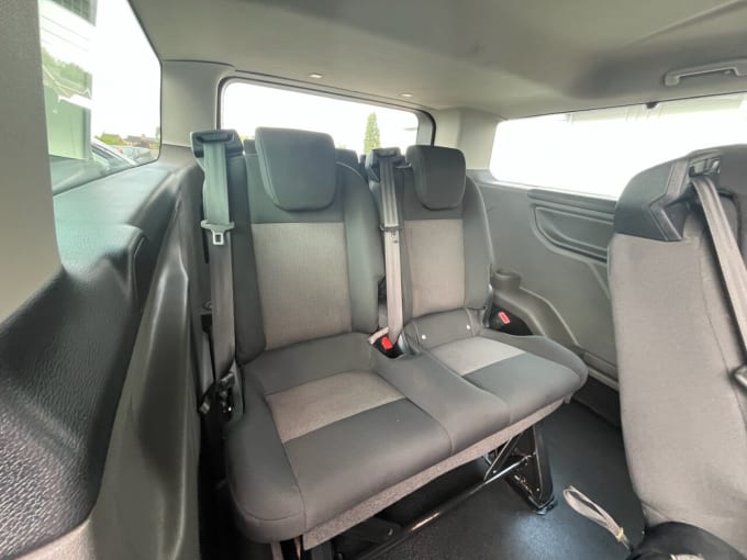 2025 Ford Tourneo Custom