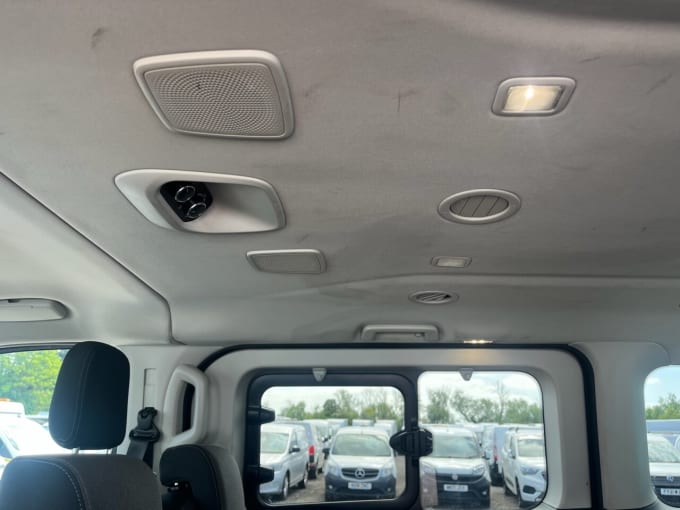 2025 Ford Tourneo Custom