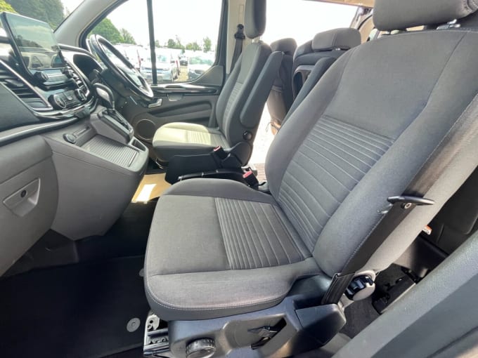 2025 Ford Tourneo Custom