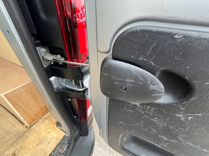 2025 Renault Trafic
