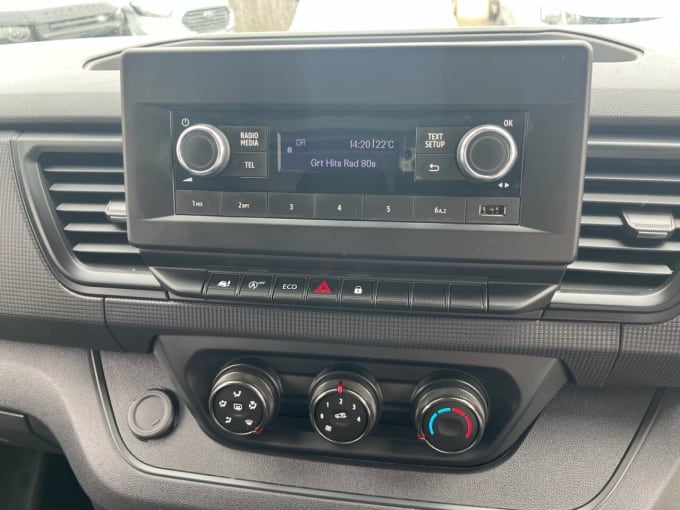 2025 Renault Trafic