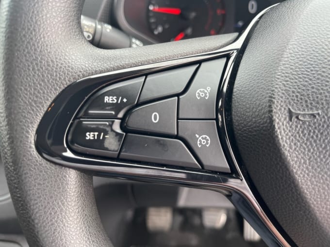 2025 Renault Trafic