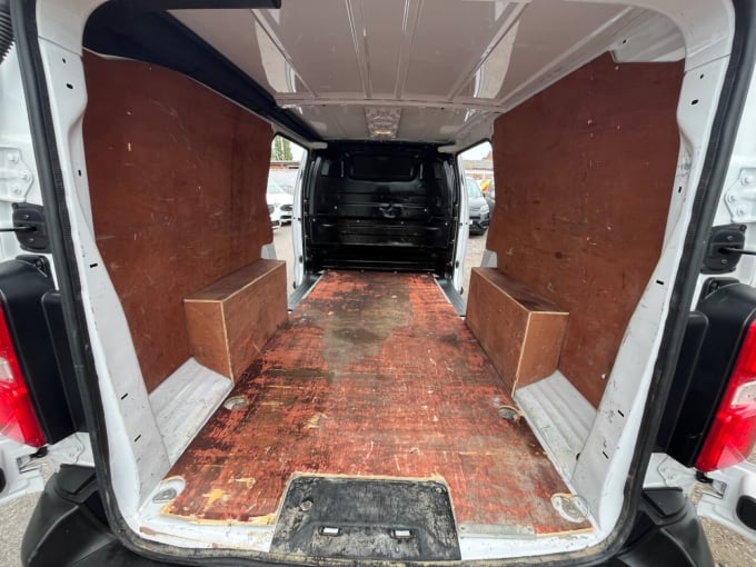2025 Vauxhall Vivaro