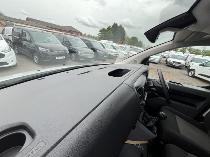 2025 Vauxhall Vivaro