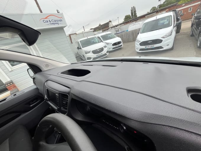 2025 Vauxhall Vivaro
