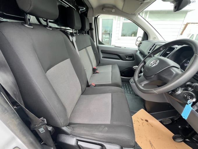 2025 Vauxhall Vivaro