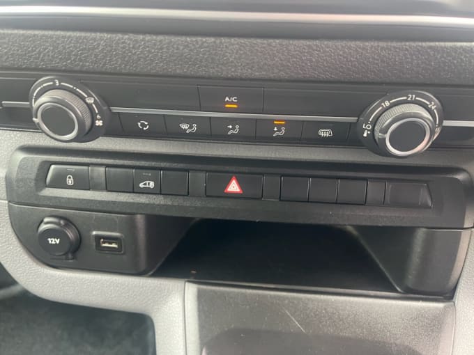 2025 Vauxhall Vivaro