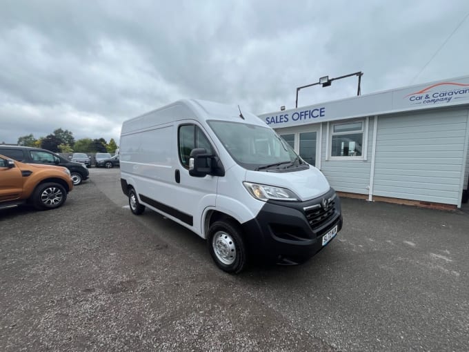2025 Vauxhall Movano