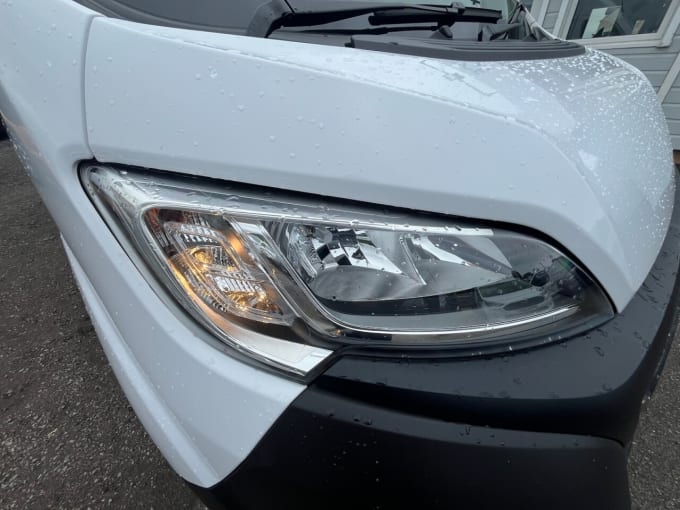 2025 Vauxhall Movano