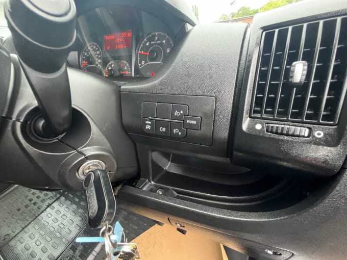 2025 Vauxhall Movano