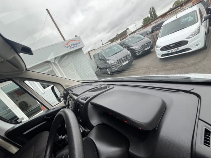2025 Vauxhall Movano