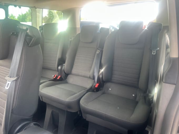 2025 Ford Tourneo Custom