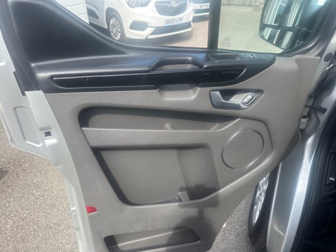 2025 Ford Tourneo Custom