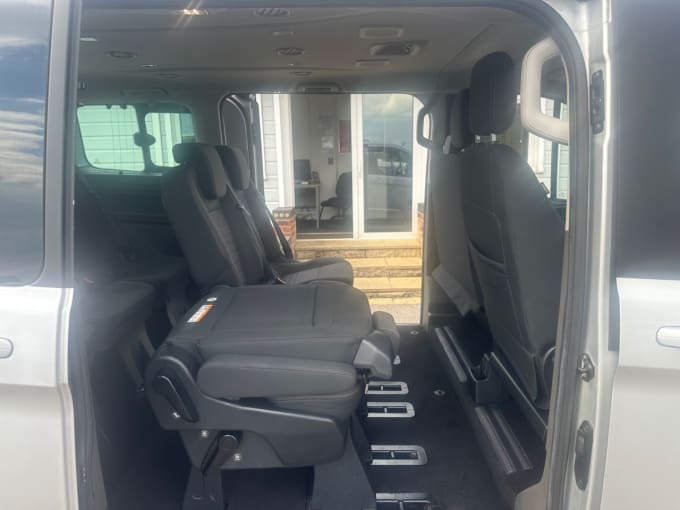 2025 Ford Tourneo Custom