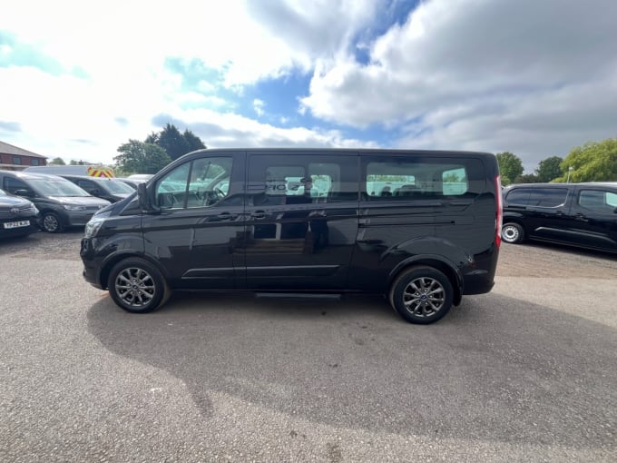 2025 Ford Tourneo Custom